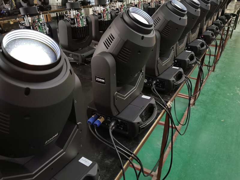 Foco de cabeza móvil LED 3 en 1 de 250 W